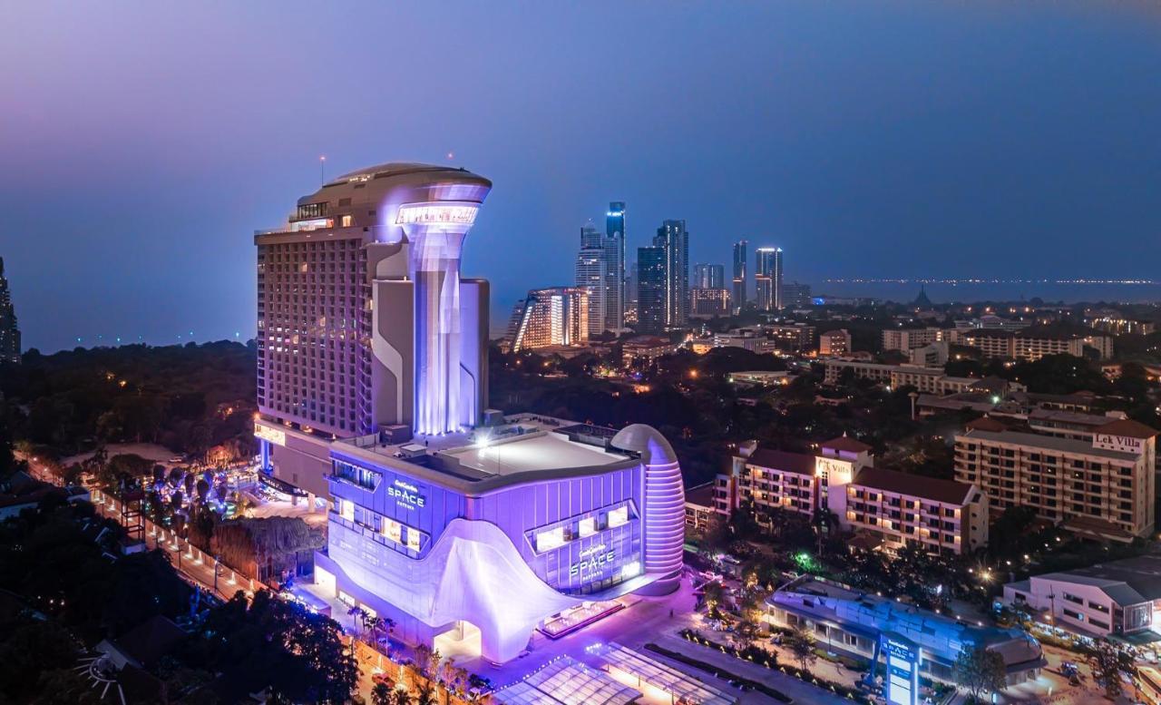 Grande Centre Point Space Pattaya Zewnętrze zdjęcie The Royal Paragon Hotel