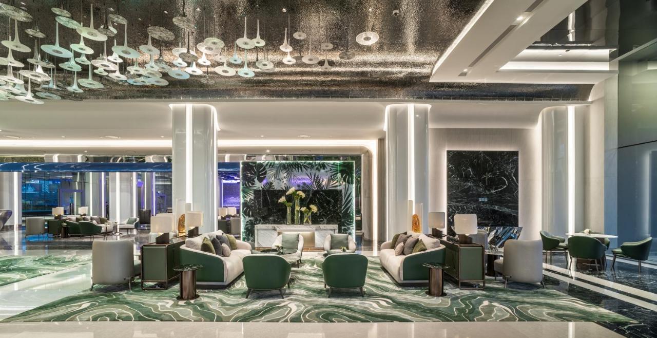 Grande Centre Point Space Pattaya Zewnętrze zdjęcie The lobby of the hotel