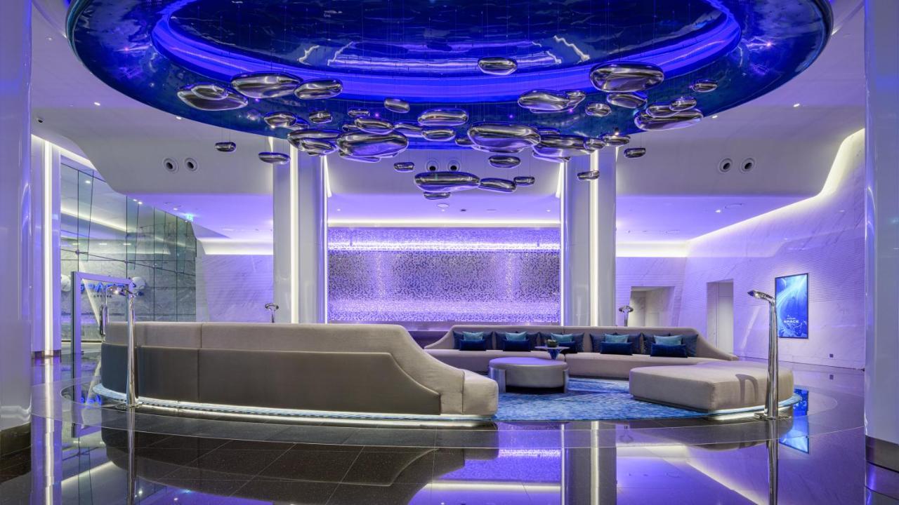 Grande Centre Point Space Pattaya Zewnętrze zdjęcie The lobby of the hotel