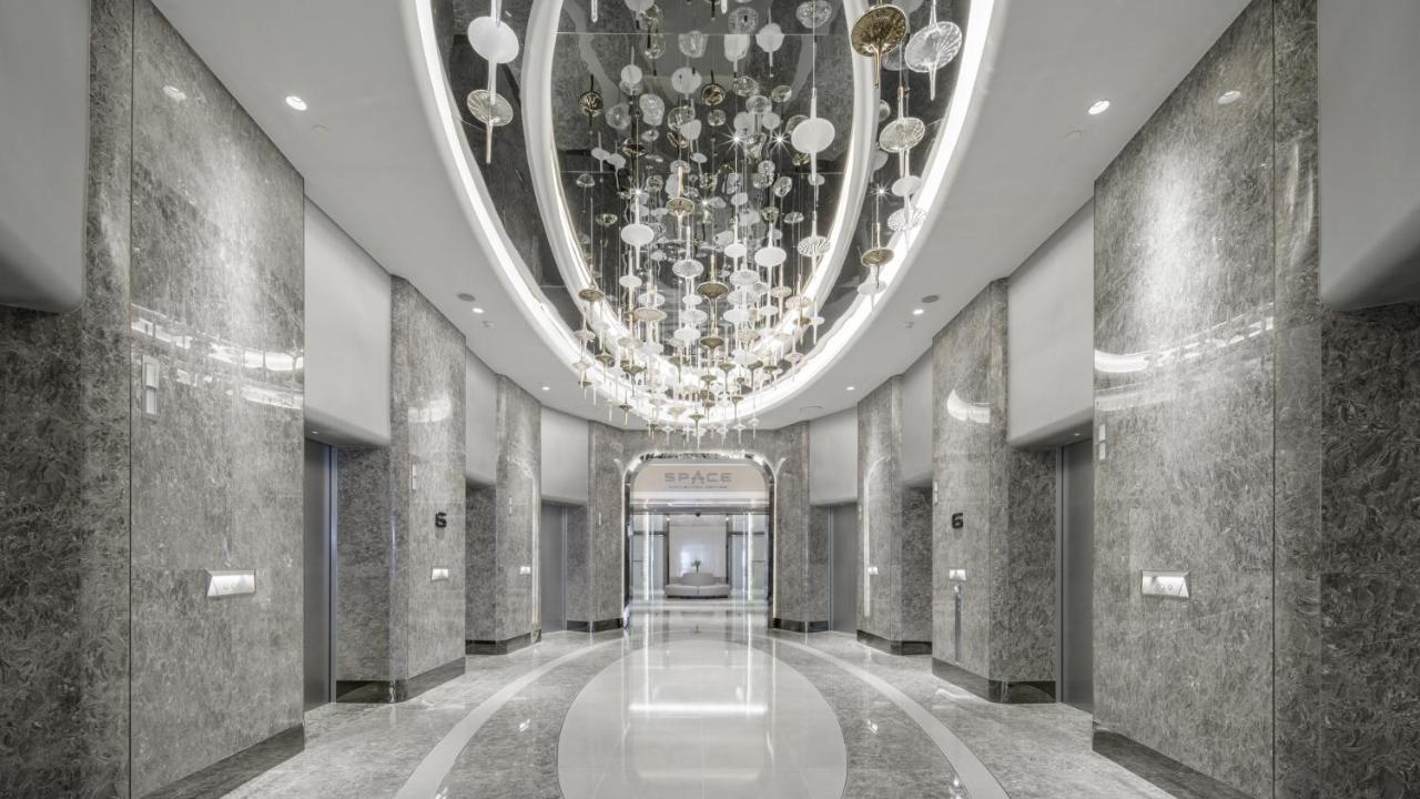 Grande Centre Point Space Pattaya Zewnętrze zdjęcie The lobby of the hotel